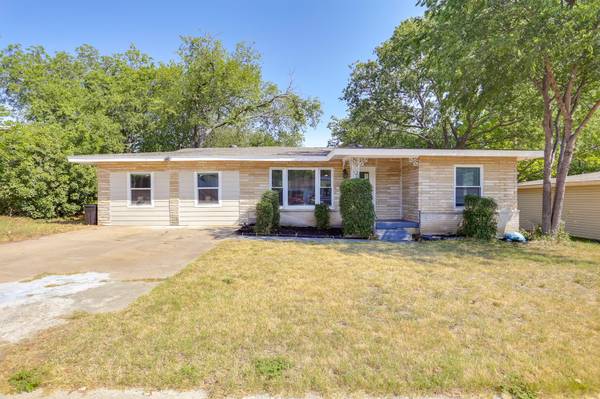 5005 Monette Street, Haltom City, TX 76117