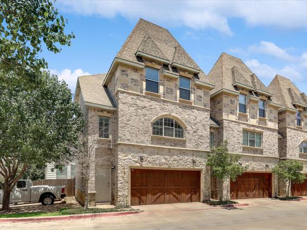 2700 Club Ridge Drive #27, Lewisville, TX 75067