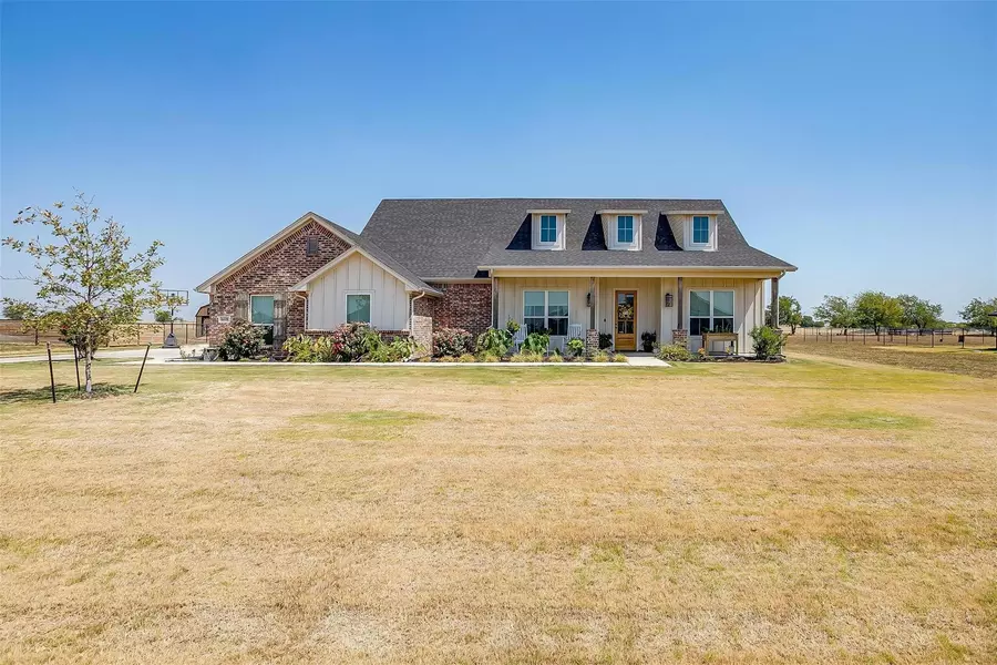 6320 Brookcrest Street, Godley, TX 76044