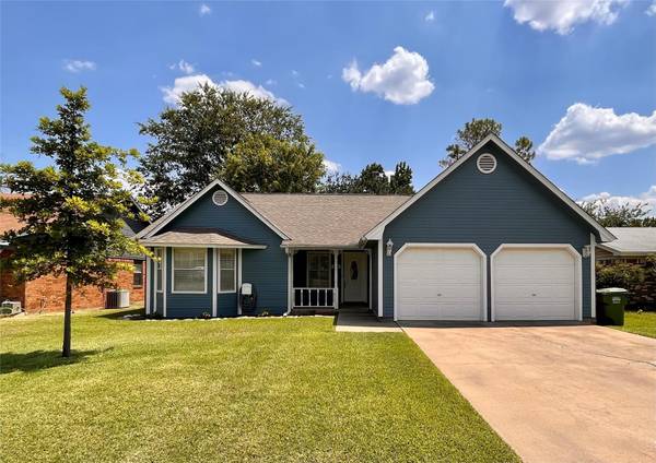 3406 NE 11th Street, Mineral Wells, TX 76067