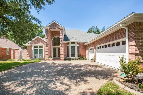 Garland, TX 75044,2818 Oak Point Drive