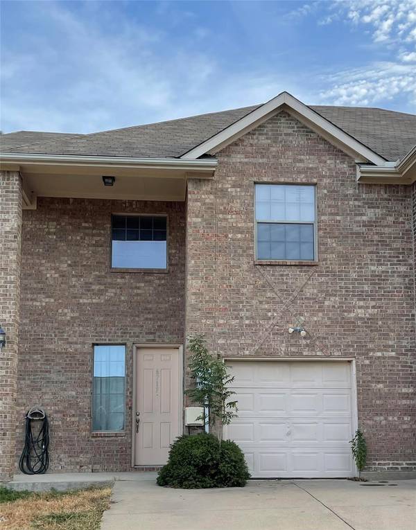 6717 Ports O Call Drive, Rowlett, TX 75088