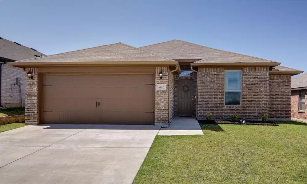 405 Bishopgate Court, Fort Worth, TX 76036