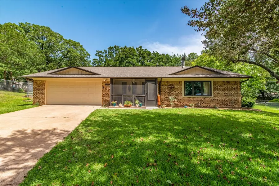 1104 Balboa, Denison, TX 75020