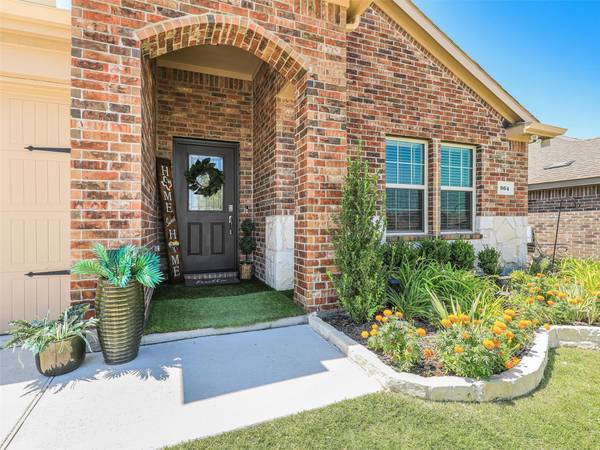 964 Alton Drive, Aubrey, TX 76227