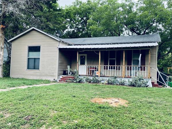 305 2nd Street, Hubbard, TX 76648