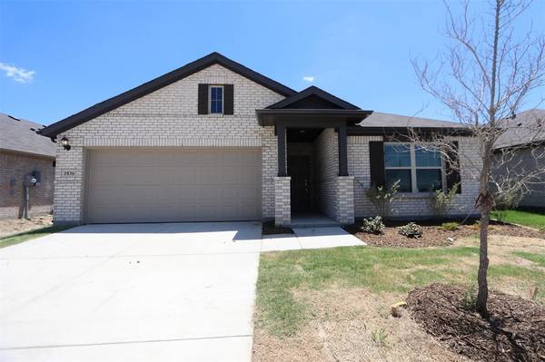 1836 Fox Glove Street, Royse City, TX 75189