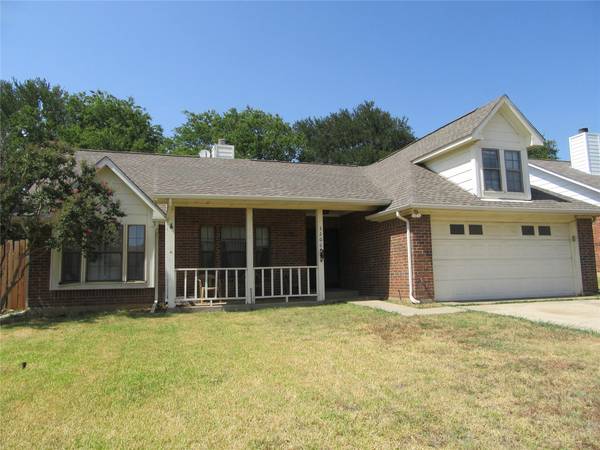 3206 Fairview Drive, Corinth, TX 76210