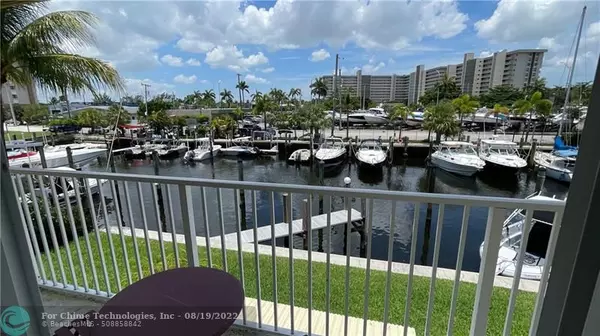 Pompano Beach, FL 33062,851 SE 22nd Ave  #4