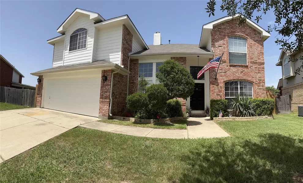 6751 Thaddeus Drive, Fort Worth, TX 76137