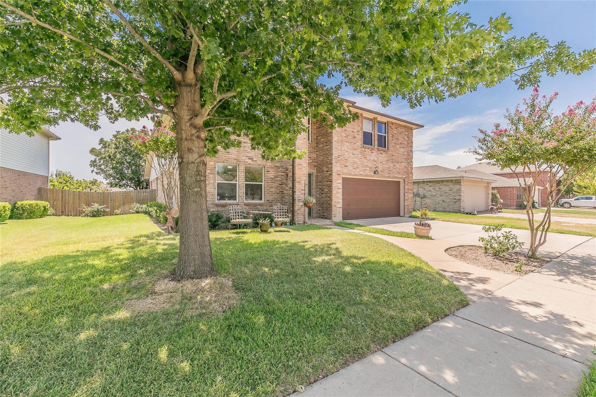 2120 Navada Way, Fort Worth, TX 76247