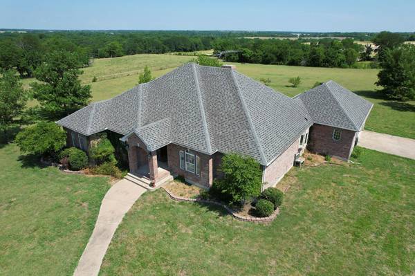 867 Durning Road, Van Alstyne, TX 75495