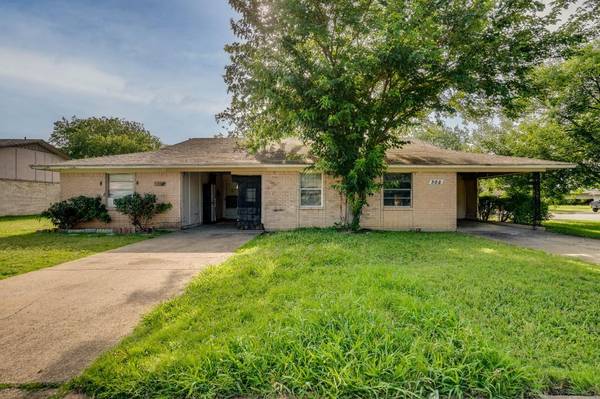 302 Evelyn Drive, Garland, TX 75042