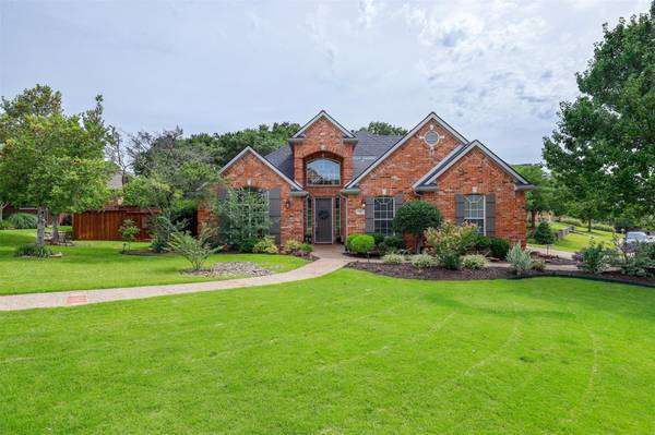 710 Lake Hollow Court, Highland Village, TX 75077