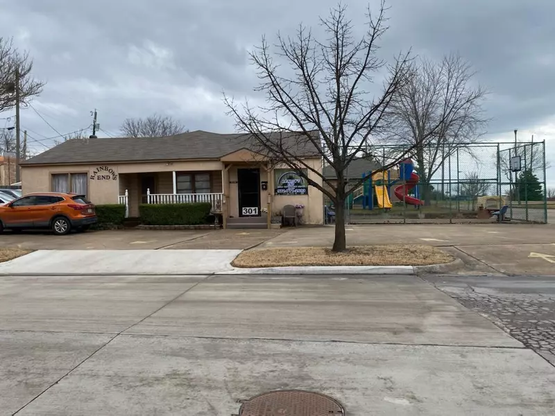 301 W Kaufman Street, Rockwall, TX 75087