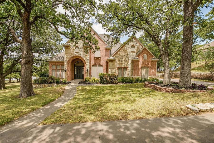 105 Country Vista Circle, Burleson, TX 76028