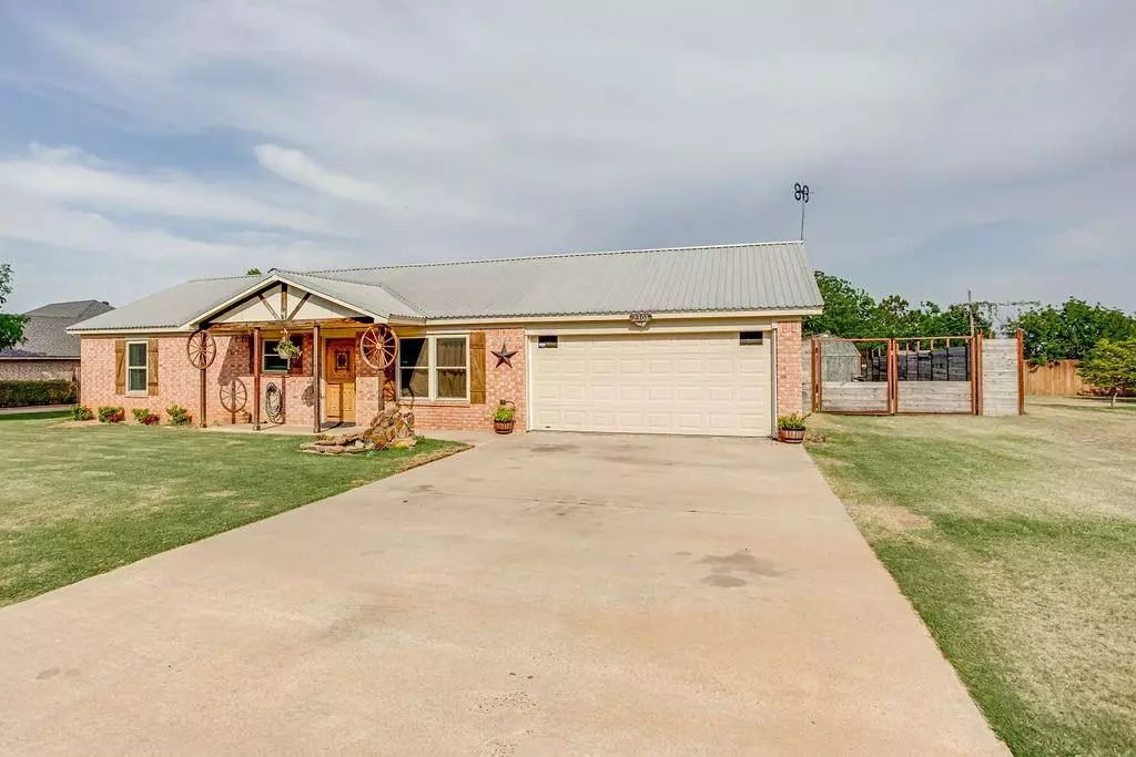 Granbury, TX 76048,2305 Morning Court