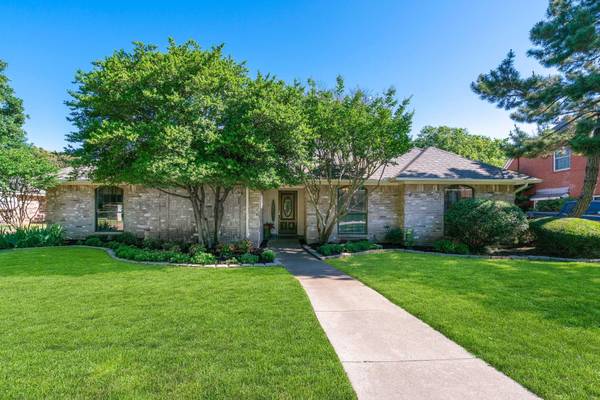 613 Highland Meadows Drive, Highland Village, TX 75077