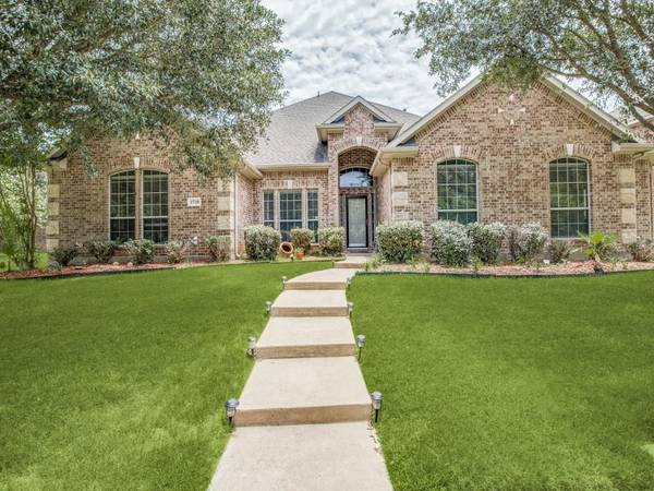 2710 Hawthorne Drive, Glenn Heights, TX 75154