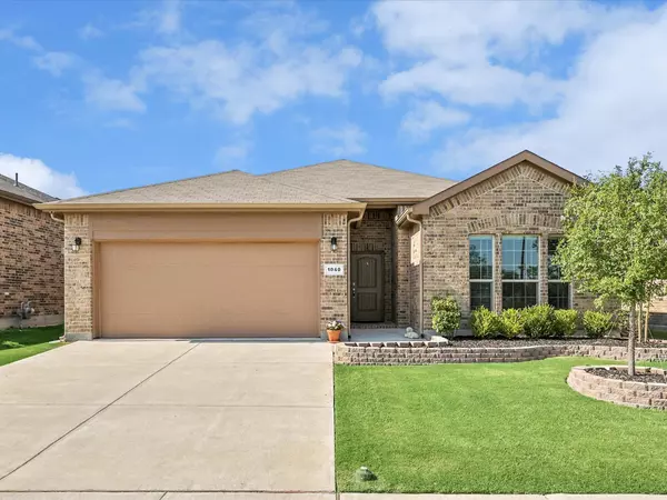 1040 Blooming Prairie Trail, Fort Worth, TX 76177