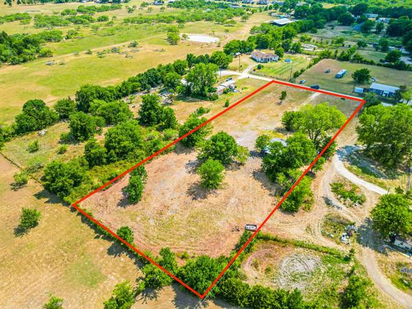 527 SE County Road 3015, Corsicana, TX 75109