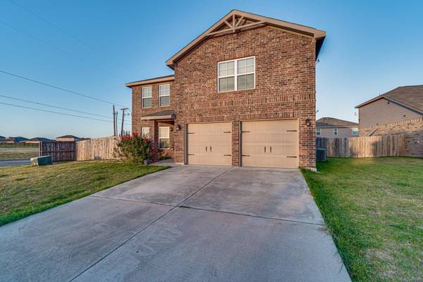 125 Rebel Road, Venus, TX 76084