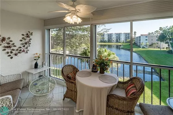 Delray Beach, FL 33446,6655 Kensington Ln  #308