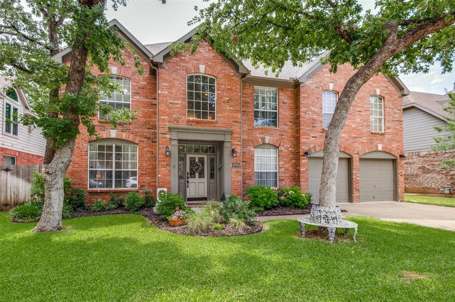 2713 Brittany Lane, Grapevine, TX 76051