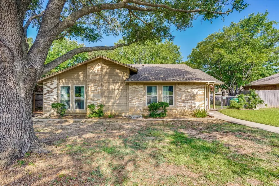 2102 Azalea, Denton, TX 76205