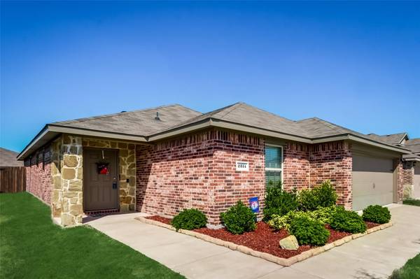 2314 Julia Lane, Forney, TX 75126