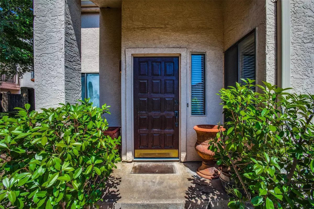 Irving, TX 75063,523 Ranch Trail #141