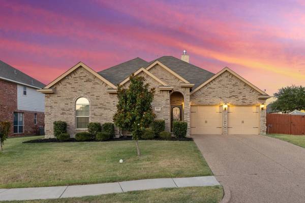 820 Spice Street, Desoto, TX 75115