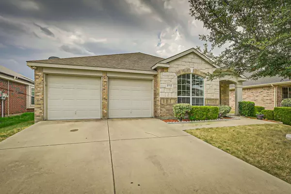 Grand Prairie, TX 75051,2715 Triple Crown Lane