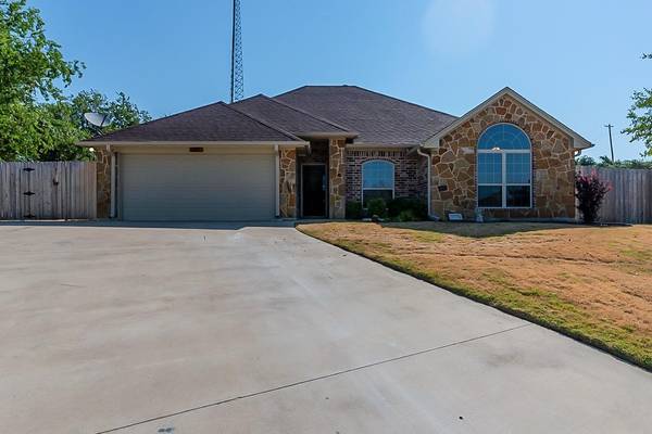 117 Redbud Lane, Weatherford, TX 76086