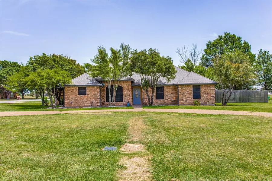 2410 Lake Ridge Road, Glenn Heights, TX 75154