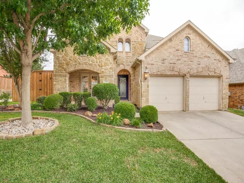 4201 Sharondale Drive, Flower Mound, TX 75022