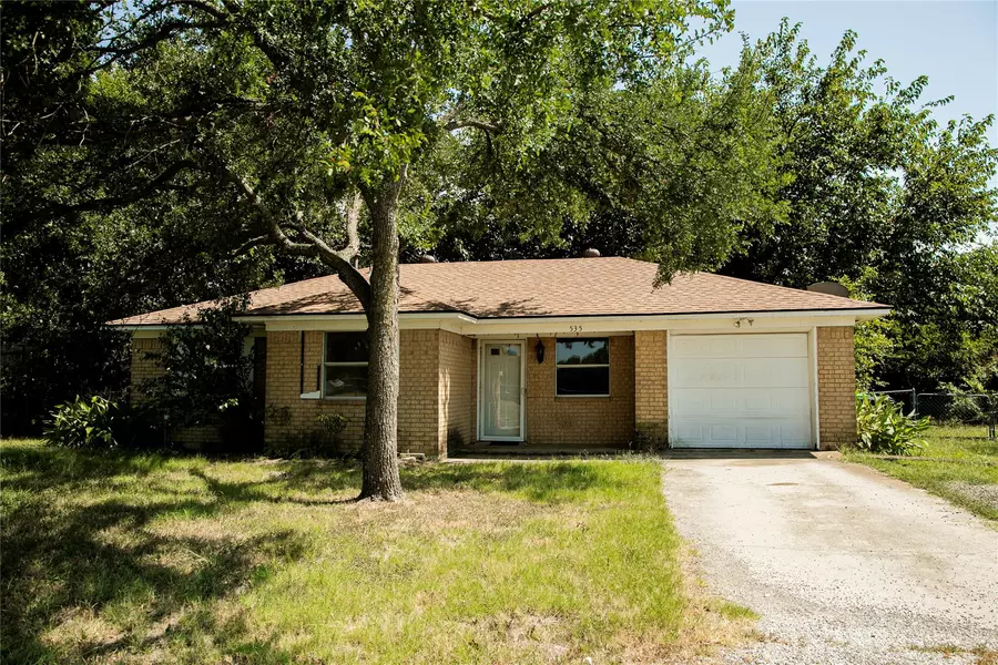 535 E Liberty Street, Pilot Point, TX 76258