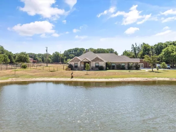 1459 County Road 3591, Paradise, TX 76073