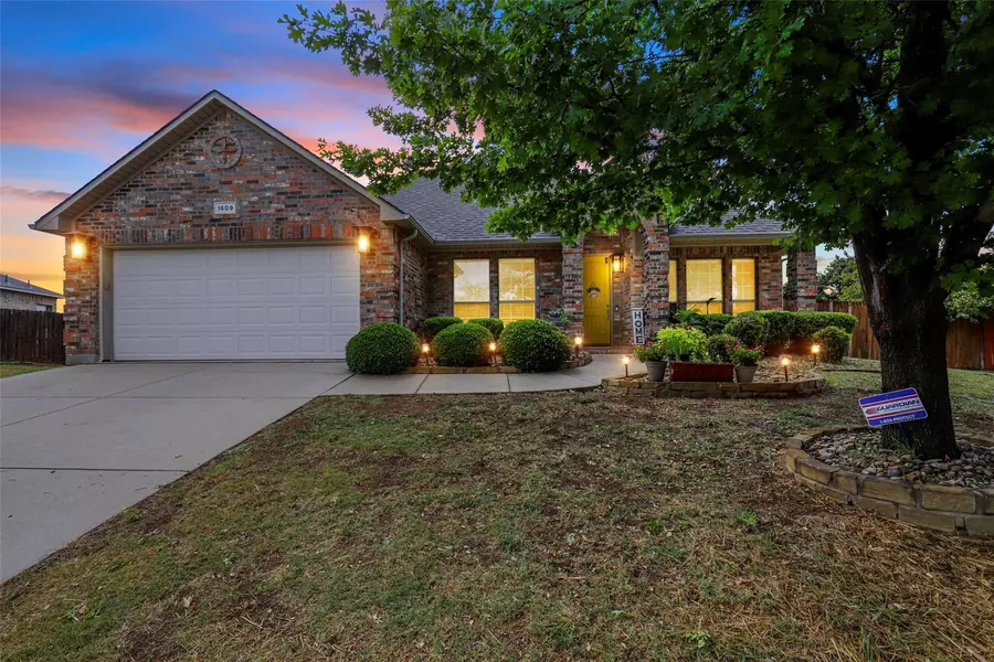 1609 Big Buck Trail, Arlington, TX 76002