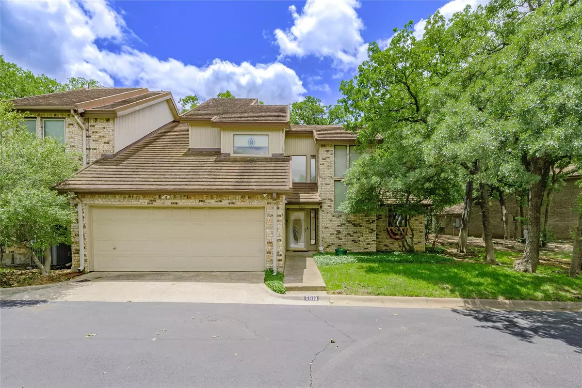 Fort Worth, TX 76112,5918 Chimney Wood Circle