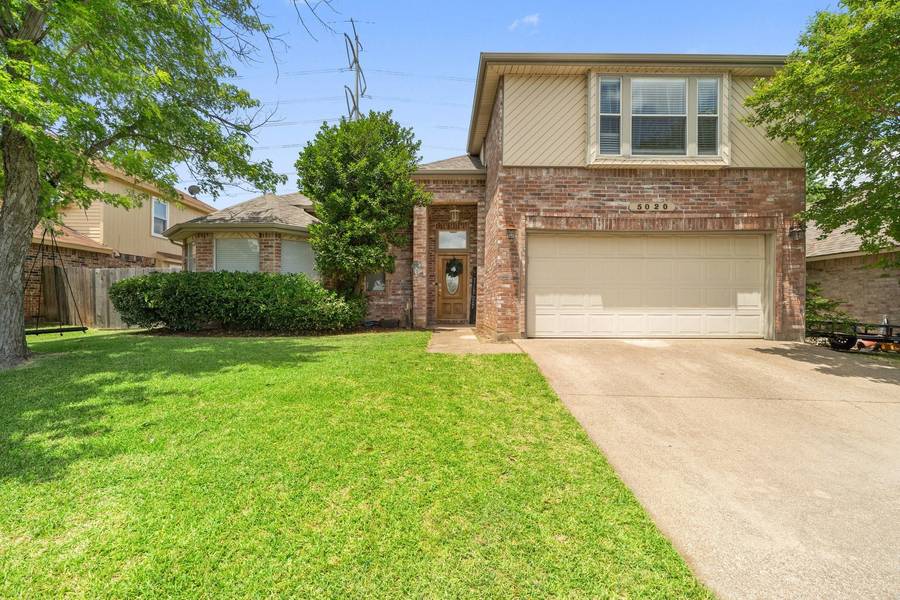 5020 Creek Valley Drive, Arlington, TX 76018