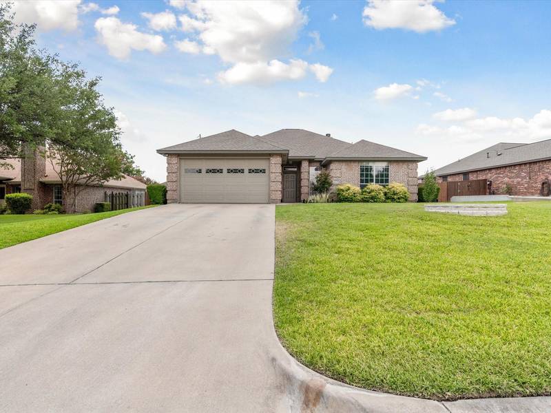 1603 Longfellow Lane, Cleburne, TX 76033