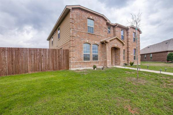 1648 Ashley Court, Lancaster, TX 75146