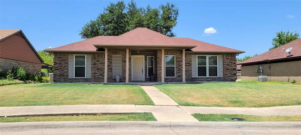 2529 Independence Drive,  Mesquite,  TX 75150