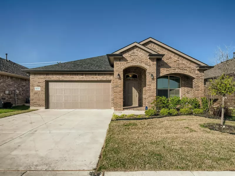 9437 Belle River Trail, Fort Worth, TX 76177