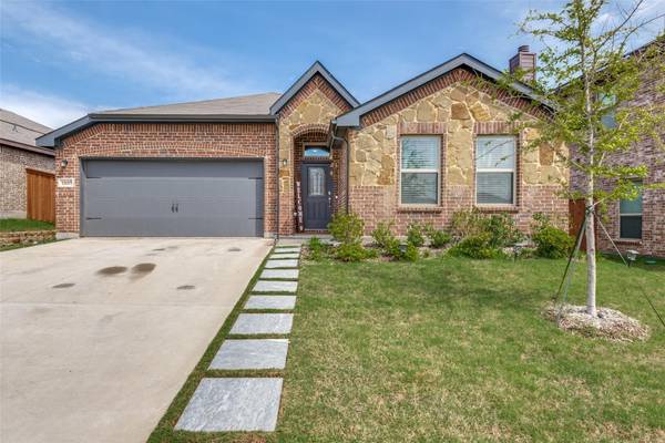 11605 Alpine Springs Drive, Aubrey, TX 76227