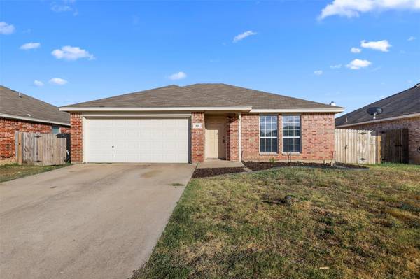 928 Crowder Drive, Crowley, TX 76036