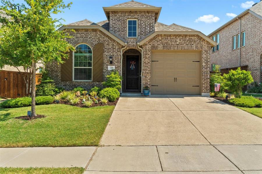 1200 Friesian Lane, Aubrey, TX 76227