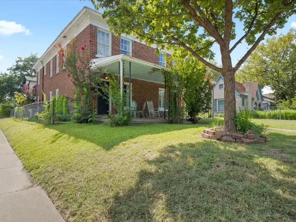 2201 5th Avenue, Fort Worth, TX 76110