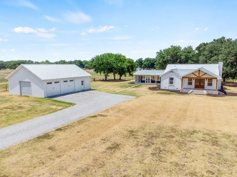 1501 Big Valley Circle, Lipan, TX 76462